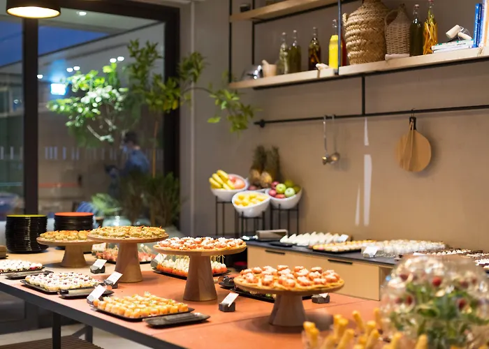 Indigo By Ihg (adults Only) מלון לרנקה