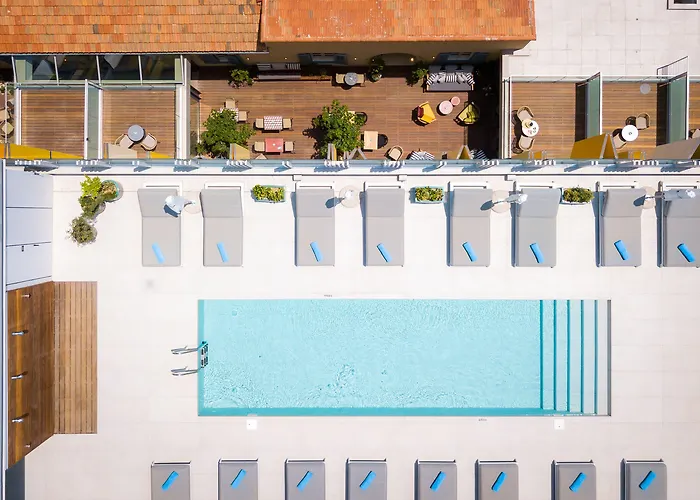 Indigo By Ihg (adults Only) לרנקה